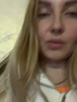 Snapshot of Aleksandrakis chatting on 02-21-25, 07:10 Aleksandrakis online show from 02-21-25, 07:10