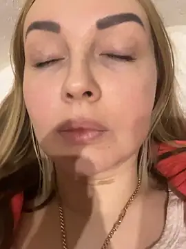 Snapshot of Aleksandrakis chatting on 02-23-25, 04:07 Aleksandrakis online show from 02-23-25, 04:07