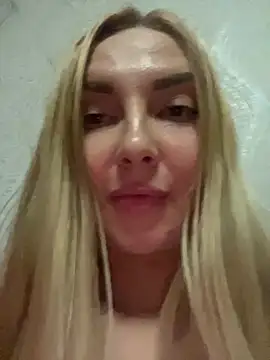 Snapshot of Aleksandrakis chatting on 03-21-25, 07:02 Aleksandrakis online show from 03-21-25, 07:02