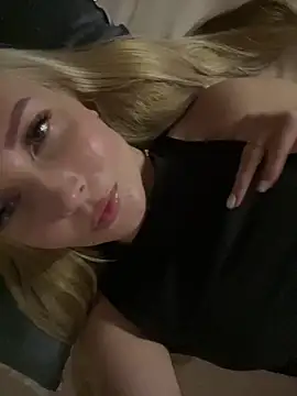 Snapshot of Aleksandrakis chatting on 09-13-25, 07:57 Aleksandrakis online show from 09-13-25, 07:57