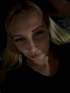 Snapshot of Aleksandrakis chatting on 09-25-25, 12:09 Aleksandrakis online show from 09-25-25, 12:09