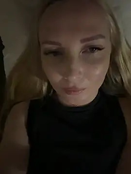 Snapshot of Aleksandrakis chatting on 09-26-25, 08:57 Aleksandrakis online show from 09-26-25, 08:57