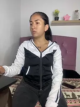 luna asss online show from 01-21-25, 02:05