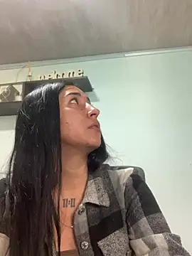 luna asss online show from 02-05-25, 03:20