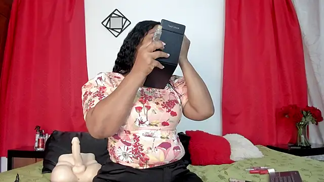 AmbarthSmiith2 online show from 09-16-25, 11:00