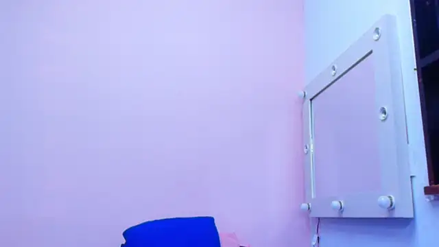 Snapshot of kendal_rossi chatting on 09-09-25, 11:54 kendal rossi online show from 09-09-25, 11:54