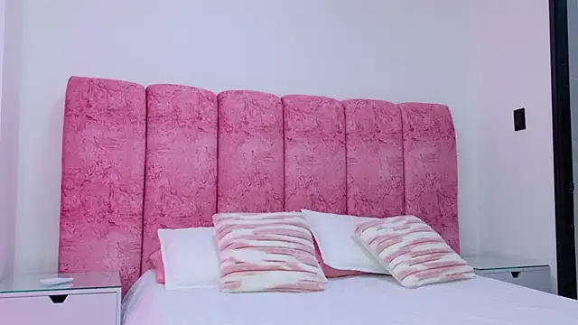 kendal rossi online show from 12-22-25, 11:51