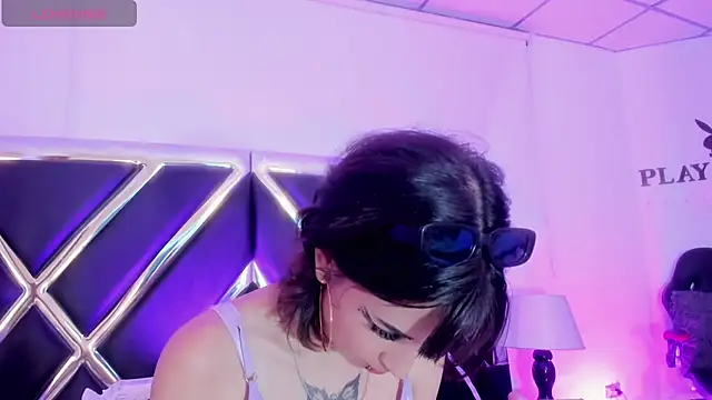 Snapshot of Naomi-Haruno chatting on 01-10-25, 07:14 Naomi-Haruno online show from 01-10-25, 07:14