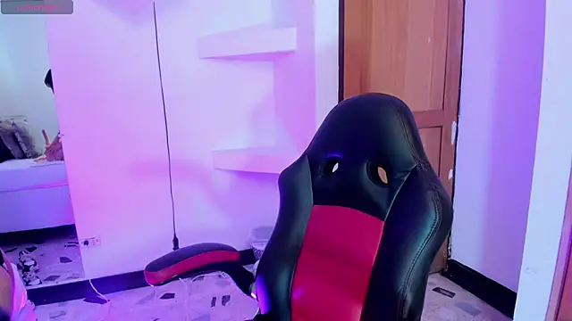 Snapshot of Naomi-Haruno chatting on 01-24-25, 08:54 Naomi-Haruno online show from 01-24-25, 08:54