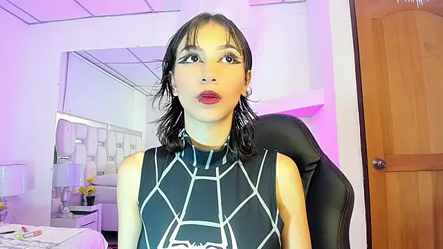 Snapshot of Naomi-Haruno chatting on 02-11-25, 04:55 Naomi-Haruno online show from 02-11-25, 04:55