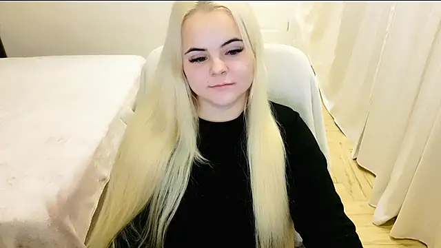 lovely-eyes online show from 12-19-24, 04:34