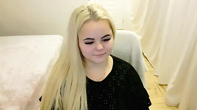 lovely-eyes online show from 12-27-24, 04:15