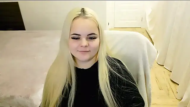 lovely-eyes online show from 12-31-24, 01:26