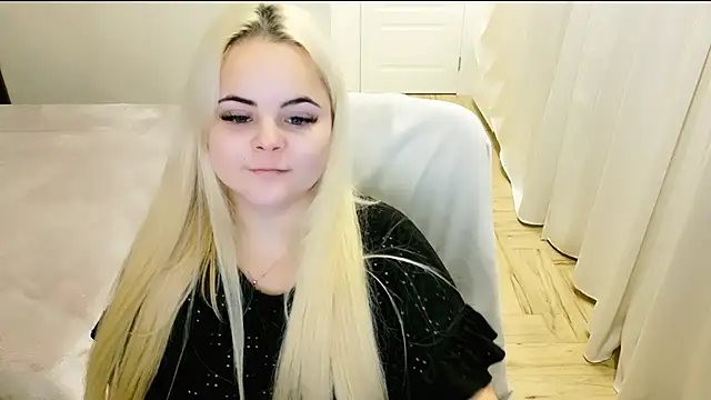 lovely-eyes online show from 01-11-25, 03:23