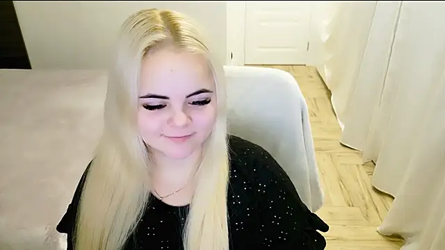 lovely-eyes online show from 01-19-25, 09:55