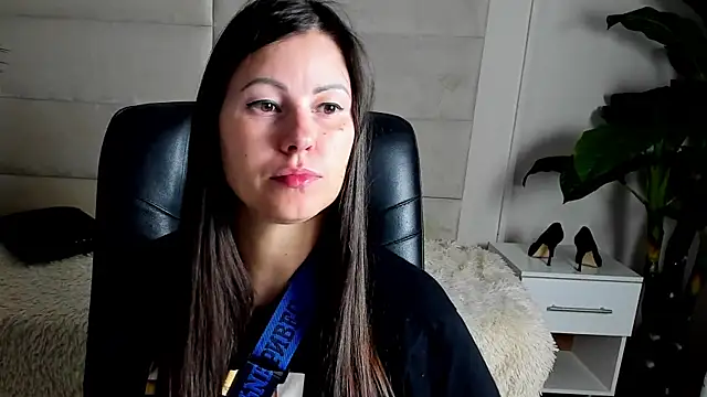 Snapshot of Dana__dom chatting on 10-25-25, 01:46 Dana dom online show from 10-25-25, 01:46