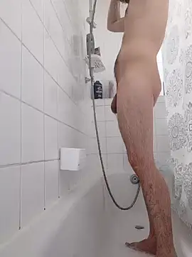 Snapshot of Chriso0007 chatting on 10-12-25, 08:46 Chriso0007 online show from 10-12-25, 08:46