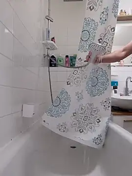 Snapshot of Chriso0007 chatting on 11-07-25, 11:10 Chriso0007 online show from 11-07-25, 11:10