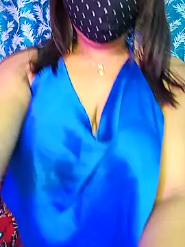 Snapshot of beauty_alina chatting on 01-24-25, 08:00 beauty alina online show from 01-24-25, 08:00