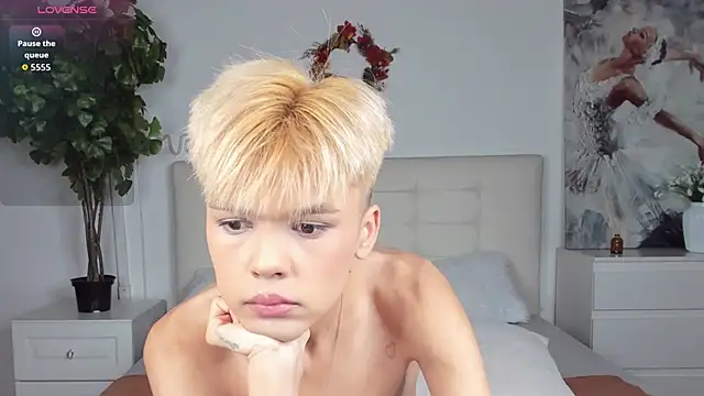 Felix Rey online show from 11-13-25, 06:18