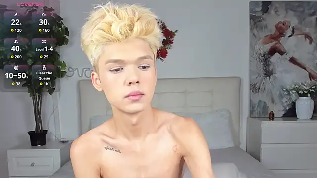 Felix Rey online show from 11-27-25, 05:15