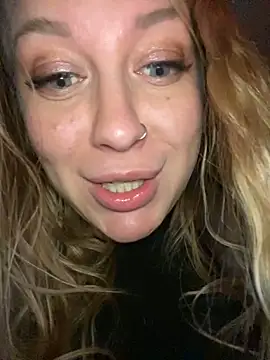 Sweet   Emily online show from 01-14-25, 07:21