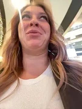 Sweet   Emily online show from 01-17-25, 02:28