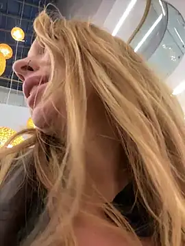 Sweet   Emily online show from 02-04-25, 02:53