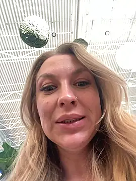 Sweet   Emily online show from 11-04-25, 11:42