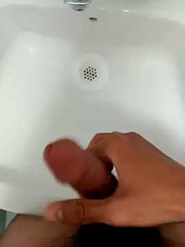 Snapshot of TajhhMoukh chatting on 01-18-26, 01:37 TajhhMoukh online show from 01-18-26, 01:37