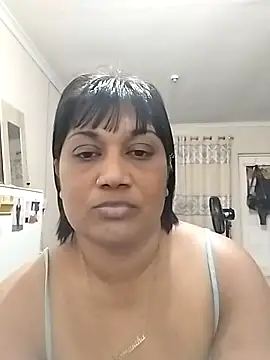 Snapshot of sexysam1985 chatting on 10-29-25, 06:42 sexysam1985 online show from 10-29-25, 06:42