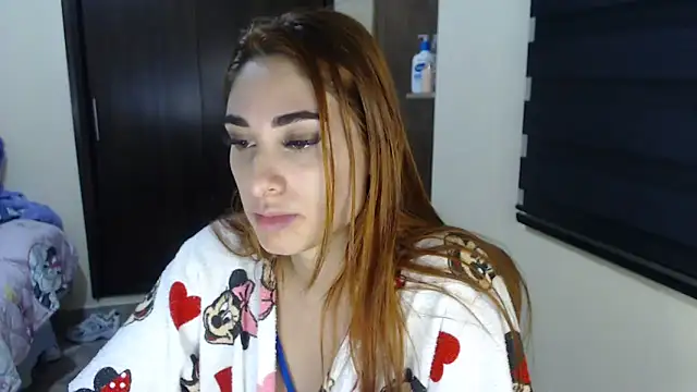 Snapshot of Amy_Walker chatting on 12-12-24, 11:03 Amy Walker online show from 12-12-24, 11:03