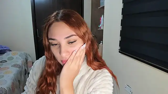 Snapshot of Amy_Walker chatting on 10-12-25, 06:40 Amy Walker online show from 10-12-25, 06:40