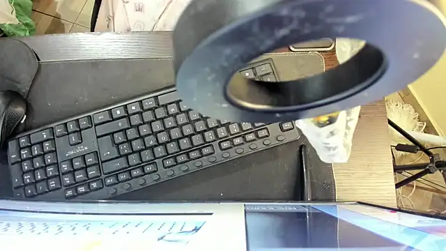 Amy Walker online show from 04-26-26, 03:53