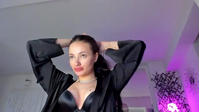 IreneVON online show from 02-07-25, 06:24