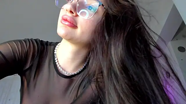 IreneVON online show from 02-08-25, 08:42