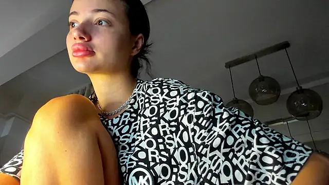 IreneVON online show from 09-17-25, 04:14