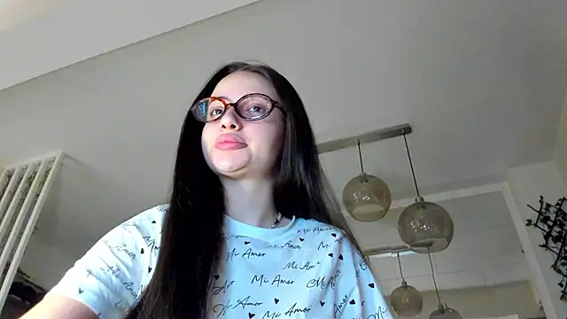 IreneVON online show from 12-05-25, 05:49