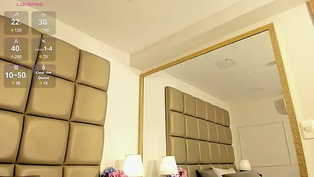 Snapshot of Emily_robertss chatting on 03-23-25, 05:54 Emily robertss online show from 03-23-25, 05:54