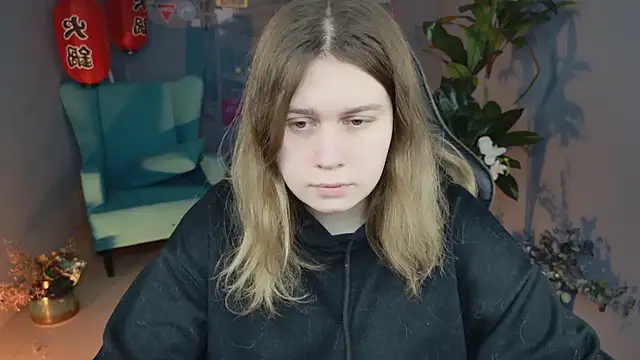 FioraMarmoris online show from 02-15-25, 05:09