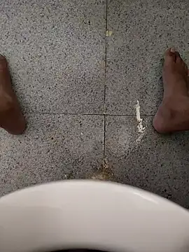 Snapshot of KingCobraClassy chatting on 01-22-25, 07:03 KingCobraClassy online show from 01-22-25, 07:03