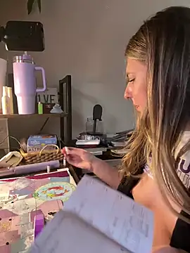 sophielove888 online show from 03-12-25, 09:24