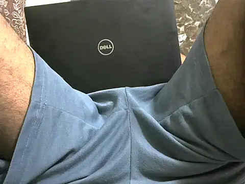 Snapshot of desihoney4u chatting on 02-13-26, 11:06 desihoney4u online show from 02-13-26, 11:06