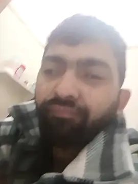 Snapshot of sagarghai07 chatting on 01-11-26, 02:49 sagarghai07 online show from 01-11-26, 02:49