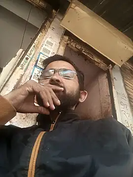 Snapshot of sagarghai07 chatting on 02-25-26, 08:57 sagarghai07 online show from 02-25-26, 08:57