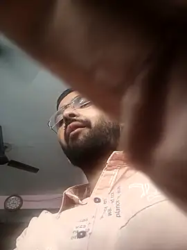 Snapshot of sagarghai07 chatting on 03-11-26, 10:10 sagarghai07 online show from 03-11-26, 10:10