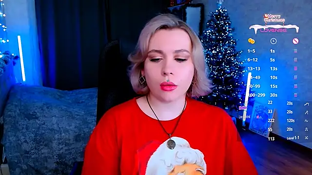 Snapshot of Blueberry-baby chatting on 12-29-24, 08:15 Blueberry-baby online show from 12-29-24, 08:15