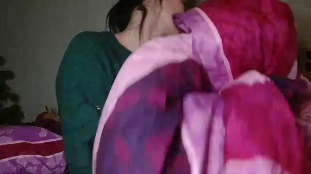 Snapshot of Jasmin-White chatting on 01-17-25, 12:10 Jasmin-White online show from 01-17-25, 12:10