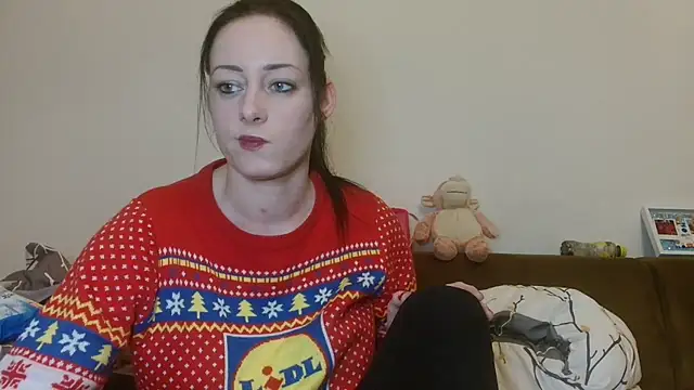 Snapshot of Jasmin-White chatting on 02-07-25, 05:51 Jasmin-White online show from 02-07-25, 05:51