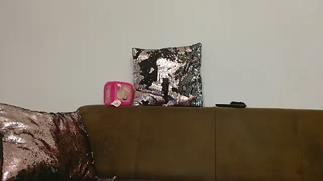 Snapshot of Jasmin-White chatting on 02-27-25, 10:31 Jasmin-White online show from 02-27-25, 10:31